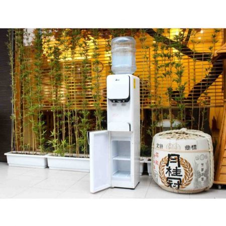 Cây nước nóng lạnh úp bình FujiE WDBY400