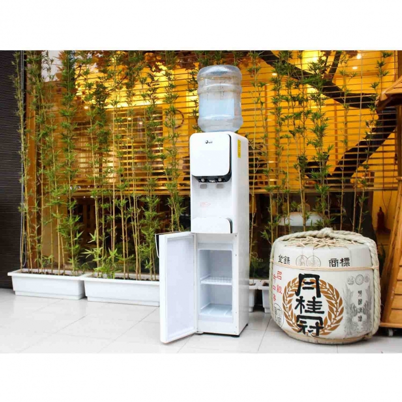 Cây nước nóng lạnh úp bình FujiE WDBY400