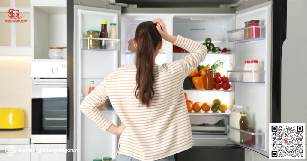 Việc lưu trữ quá nhiều thực phẩm là nguyên nhân khiến tủ lạnh không lạnh 