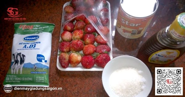 Nguyên liệu dùng để làm sinh tố dâu 
