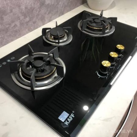 Sơ đồ kỹ thuật chi tiết kích thước mặt kính phủ bì (78 x 46 cm) cùng kích thước khoét lỗ đá âm bàn (69 x 38 cm) của model bếp gas âm Kaff KF-690.